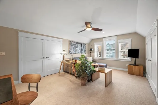 $4,900 | 706 Ivy Street, Unit 1, Pittsburgh, PA 15232