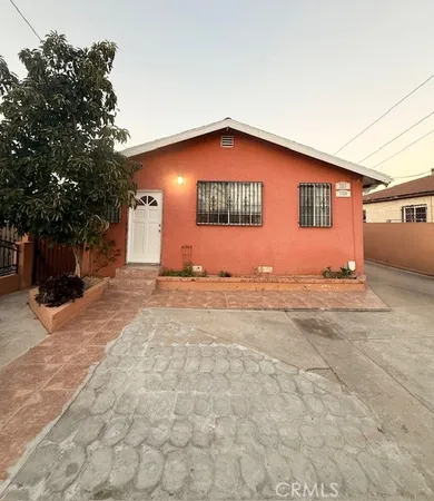 a backyard of a house