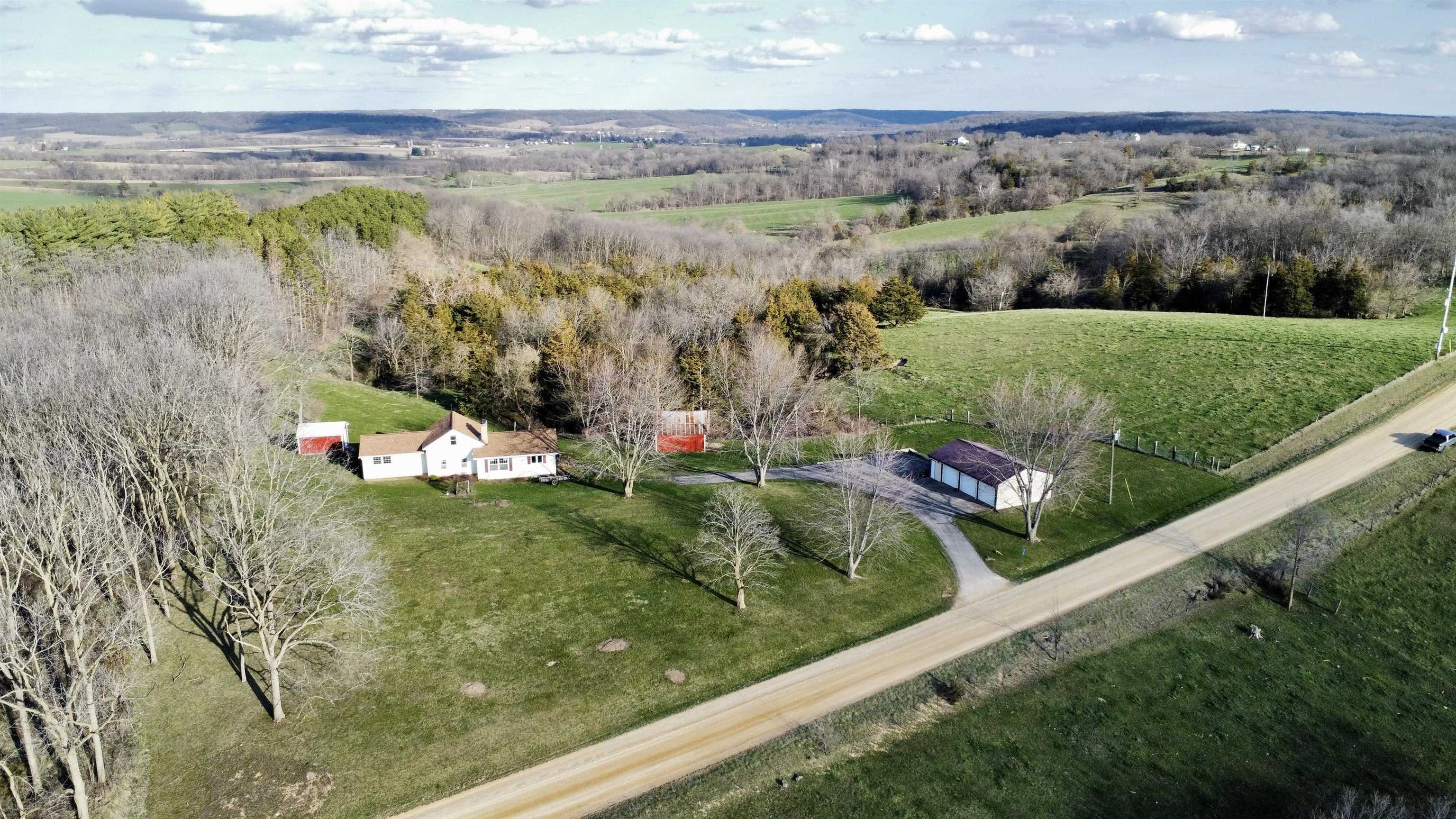 6569 South Speer Road Hanover, IL 61041 - Photo 26 of 59 a view of a yard with wooden fence