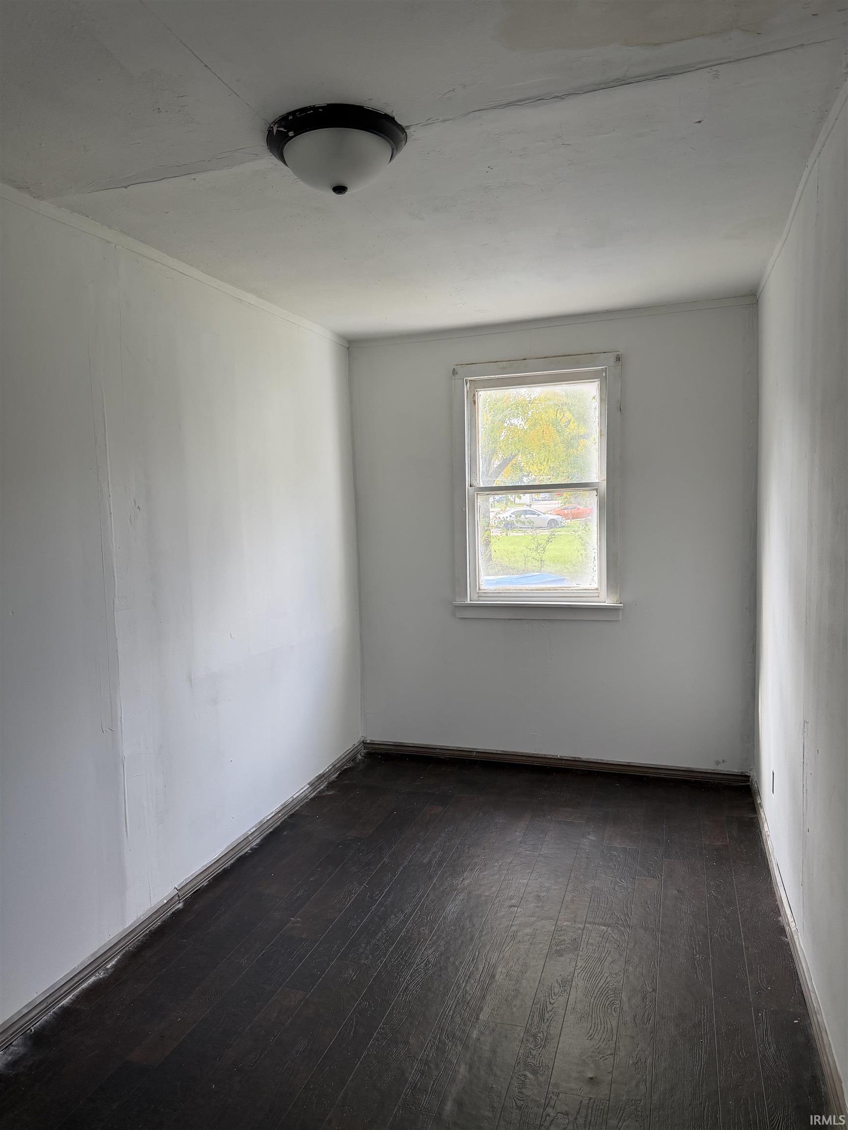 615 Mercer Avenue Goshen, IN 46528 - Photo 5 of 15