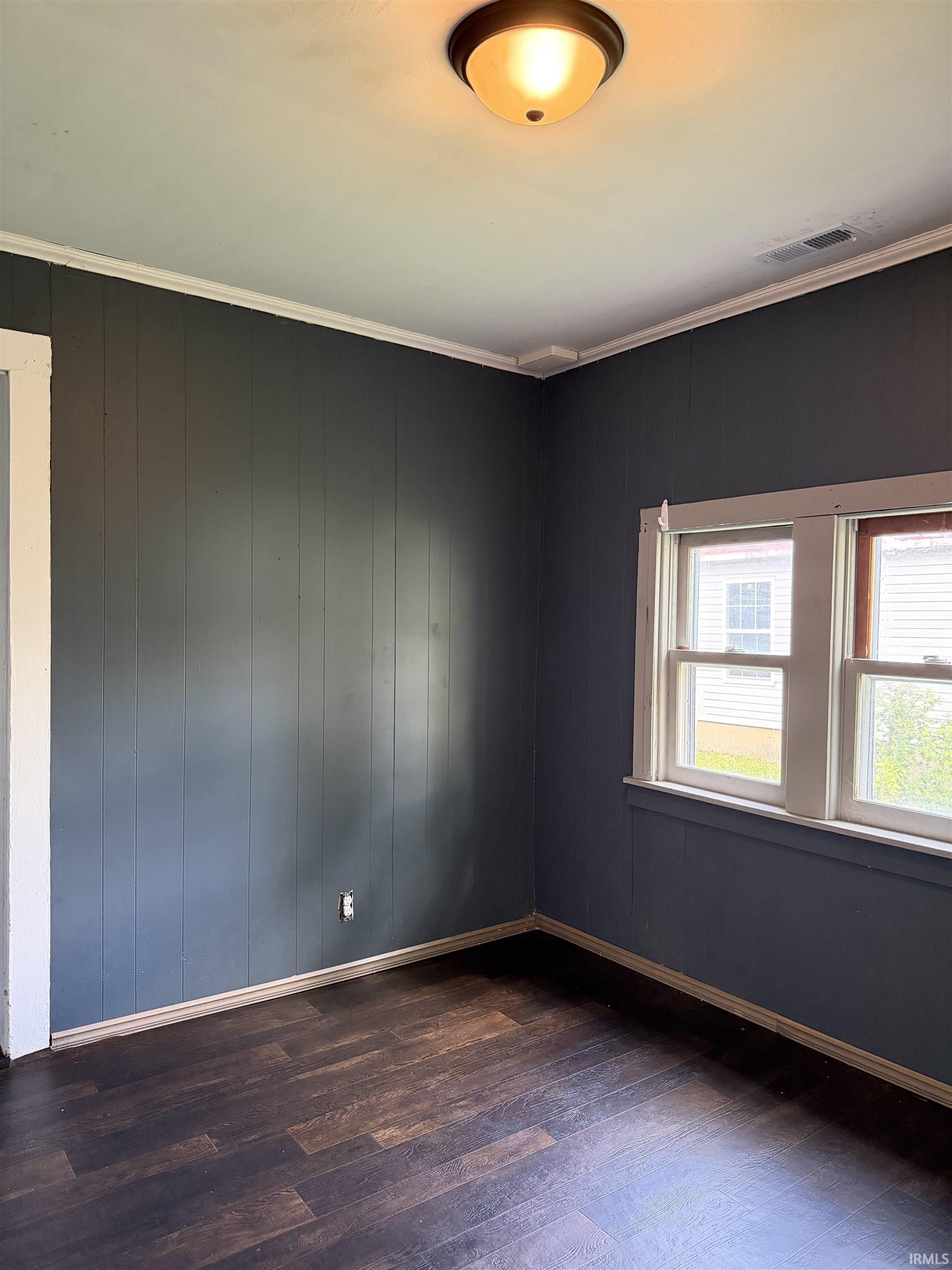 615 Mercer Avenue Goshen, IN 46528 - Photo 6 of 15