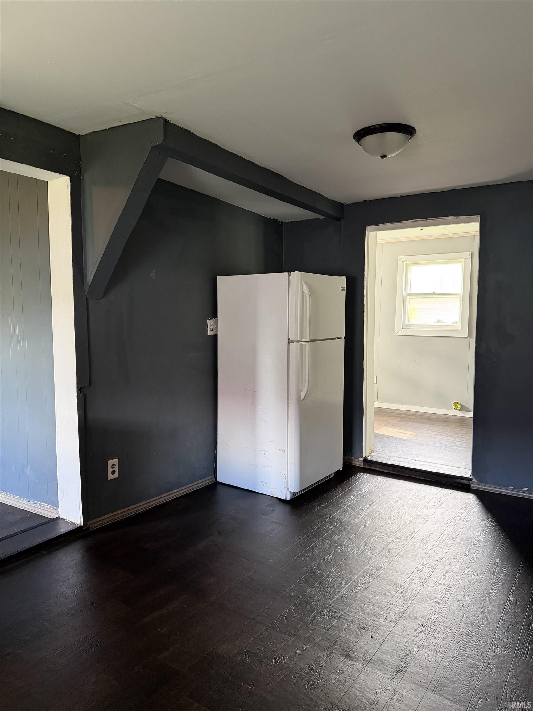 615 Mercer Avenue Goshen, IN 46528 - Photo 8 of 15