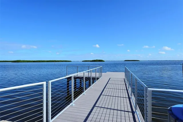 $1,095,000 | 5055 Gulf Of Mexico Drive, Unit 331, Longboat Key, FL 34228