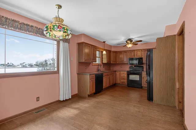 $399,000 | 7021 Donegal Drive, Onsted, MI 49265