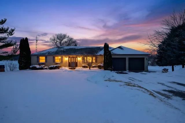 $399,000 | 7021 Donegal Drive, Onsted, MI 49265