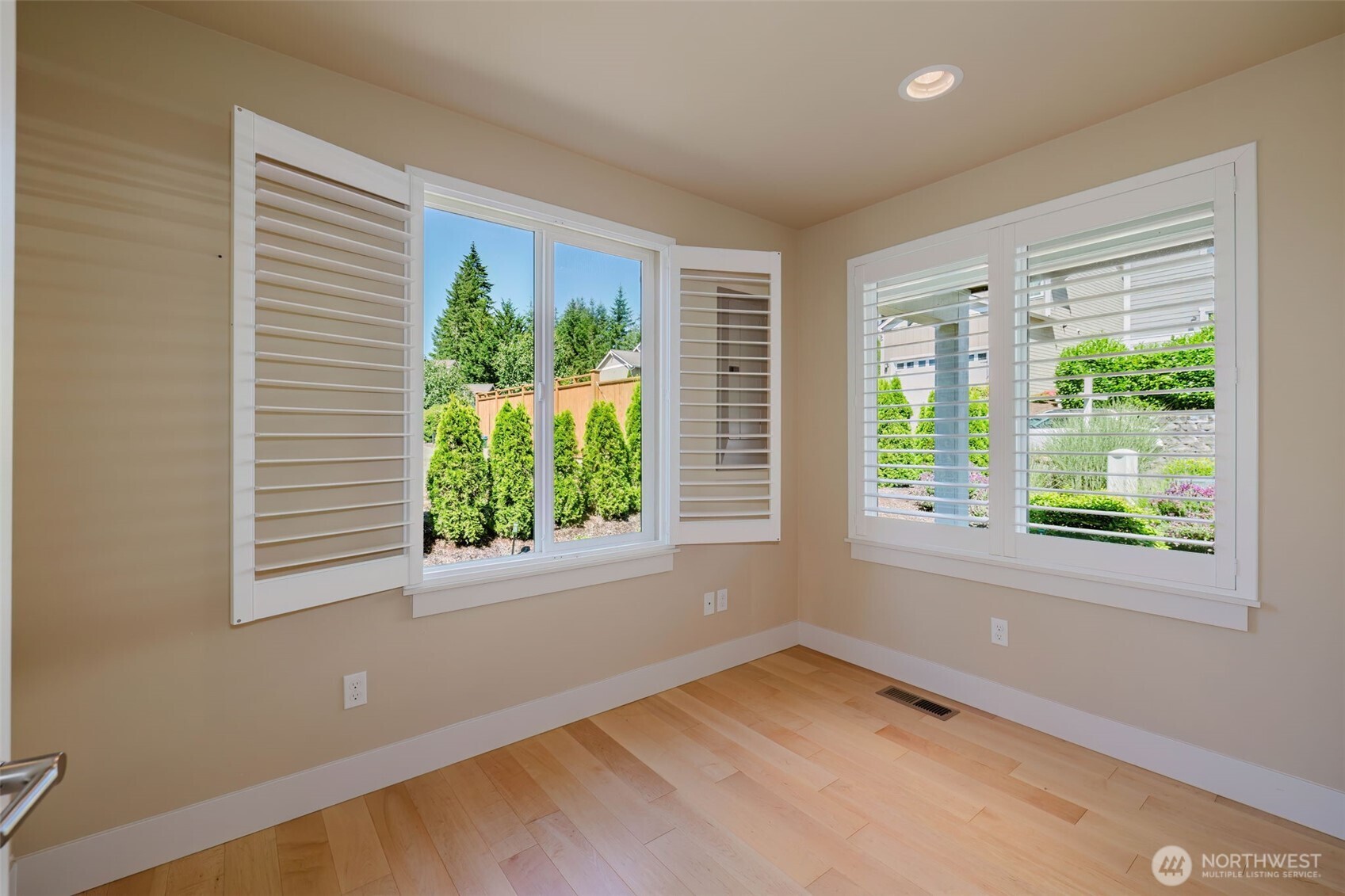 920 East Old Ranch Road, Unit B7 Allyn, WA 98524 - Photo 9 of 40