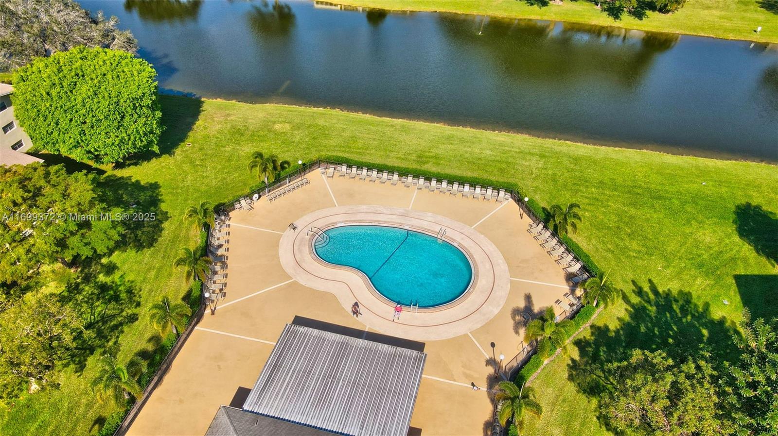 336 Dorset H, Unit H Boca Raton, FL 33434 - Photo 25 of 55 Gallery Image 25
