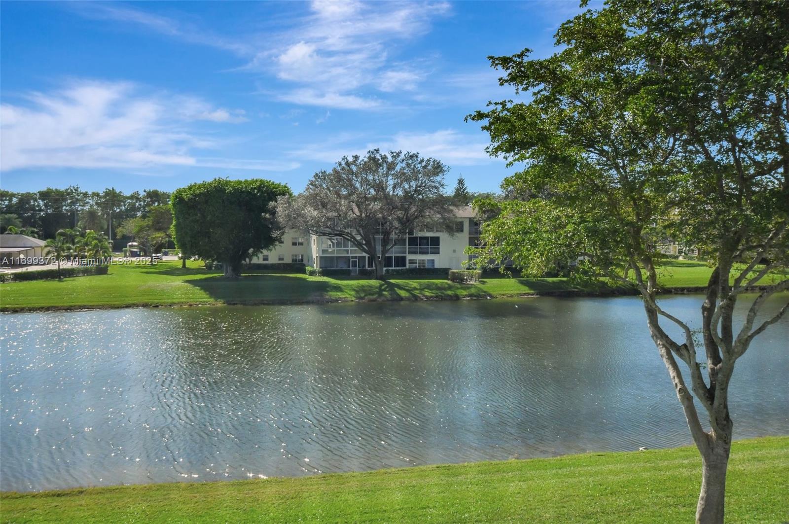 336 Dorset H, Unit H Boca Raton, FL 33434 - Photo 6 of 55 Gallery Image 6