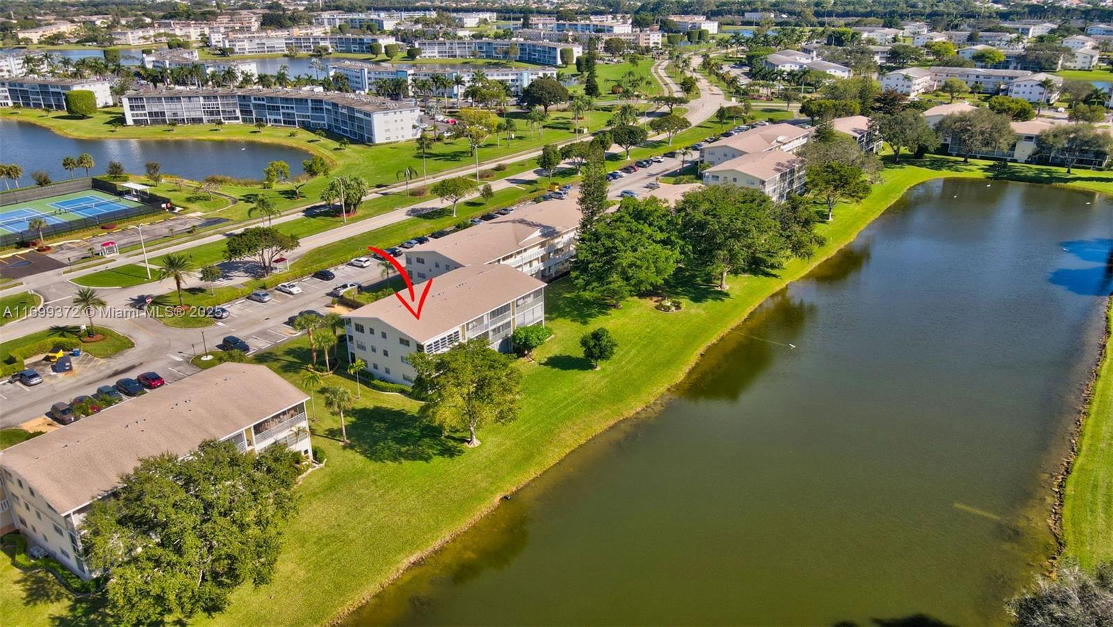 336 Dorset H, Unit H Boca Raton, FL 33434 - Photo 8 of 55 Gallery Image 8