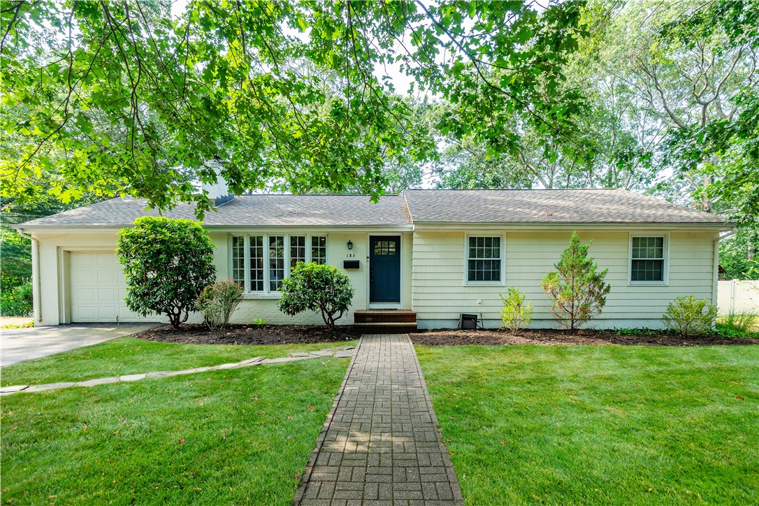 185 Brookhaven Road North Kingstown, RI 02852 - Photo 1 of 49 Gallery Image 1
