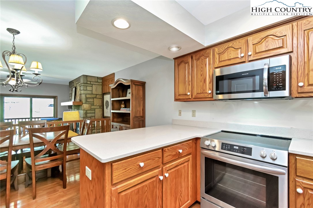 235 Rippling Brook Way, Unit 2 Blowing Rock, NC 28605 - Photo 12 of 50