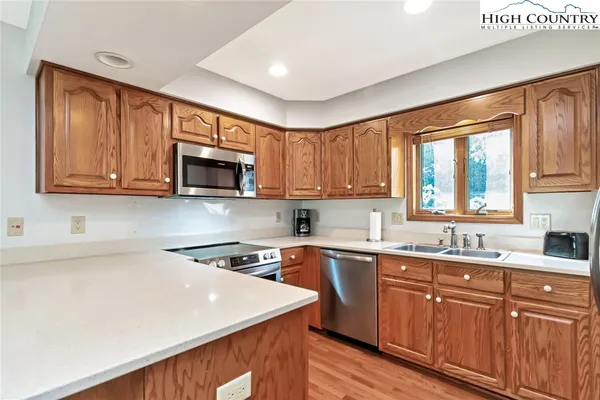 $945,000 | 235 Rippling Brook Way, Unit 2, Blowing Rock, NC 28605