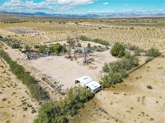 $350,000 | 45200 Camelot Drive, Newberry Springs, CA 92365
