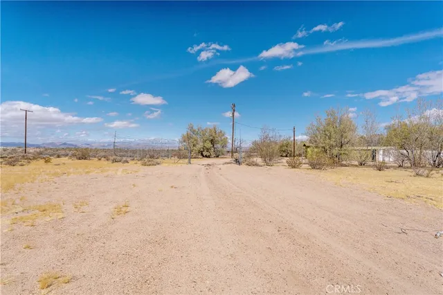 $350,000 | 45200 Camelot Drive, Newberry Springs, CA 92365