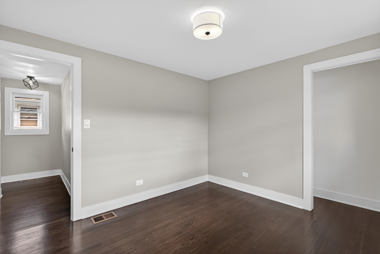 11539 South Carpenter Street Chicago, IL 60643 - Photo 10 of 31