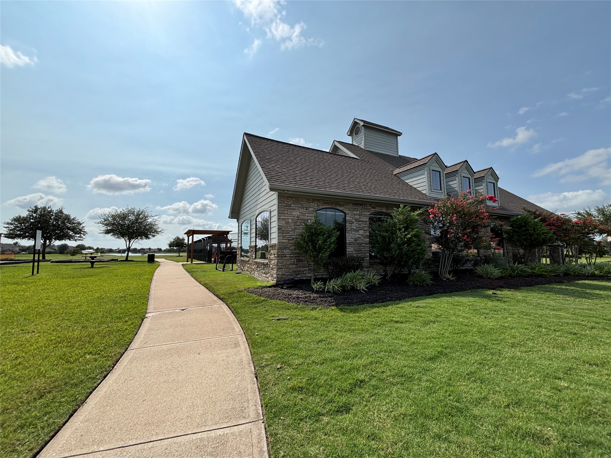9810 Shimmering Lakes Drive Rosharon, TX 77583 - Photo 42 of 43