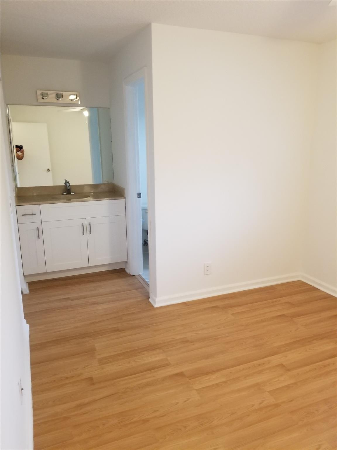 6531 Via Regina Boca Raton, FL 33433 - Photo 12 of 16 Photo 12