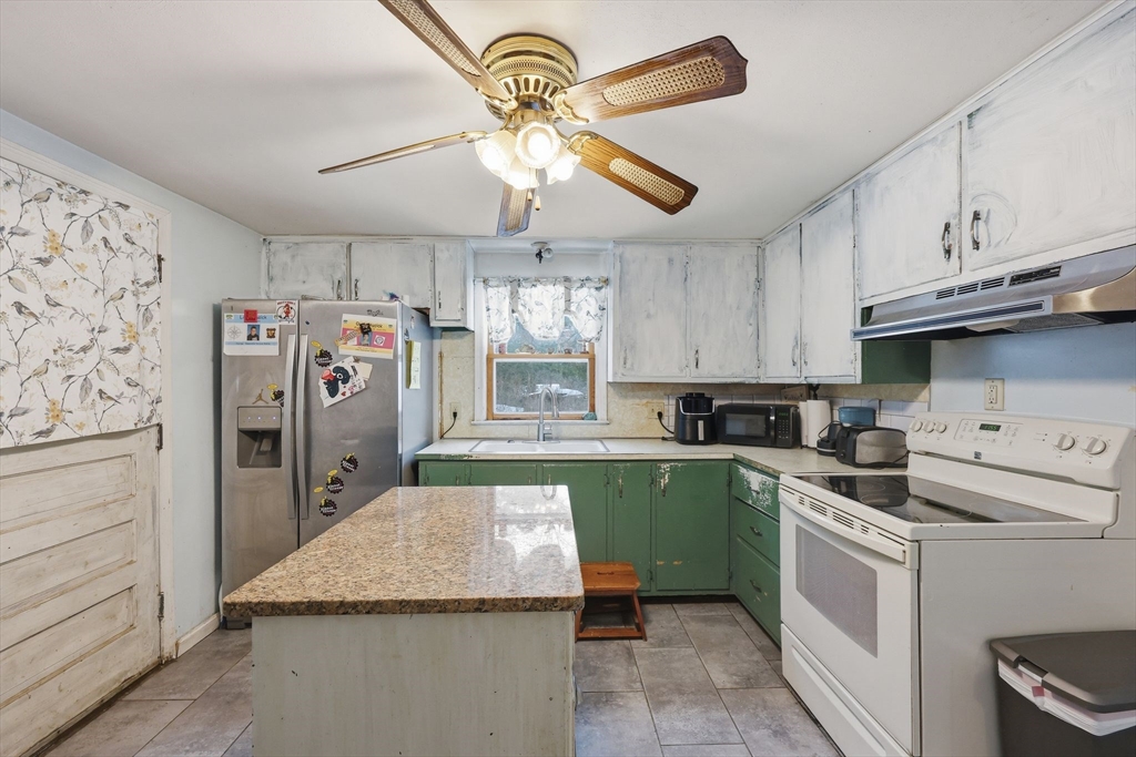 645 Alden Street Ludlow, MA 01056 - Photo 20 of 36