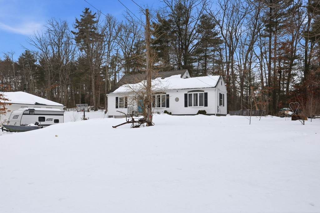 645 Alden Street Ludlow, MA 01056 - Photo 6 of 36