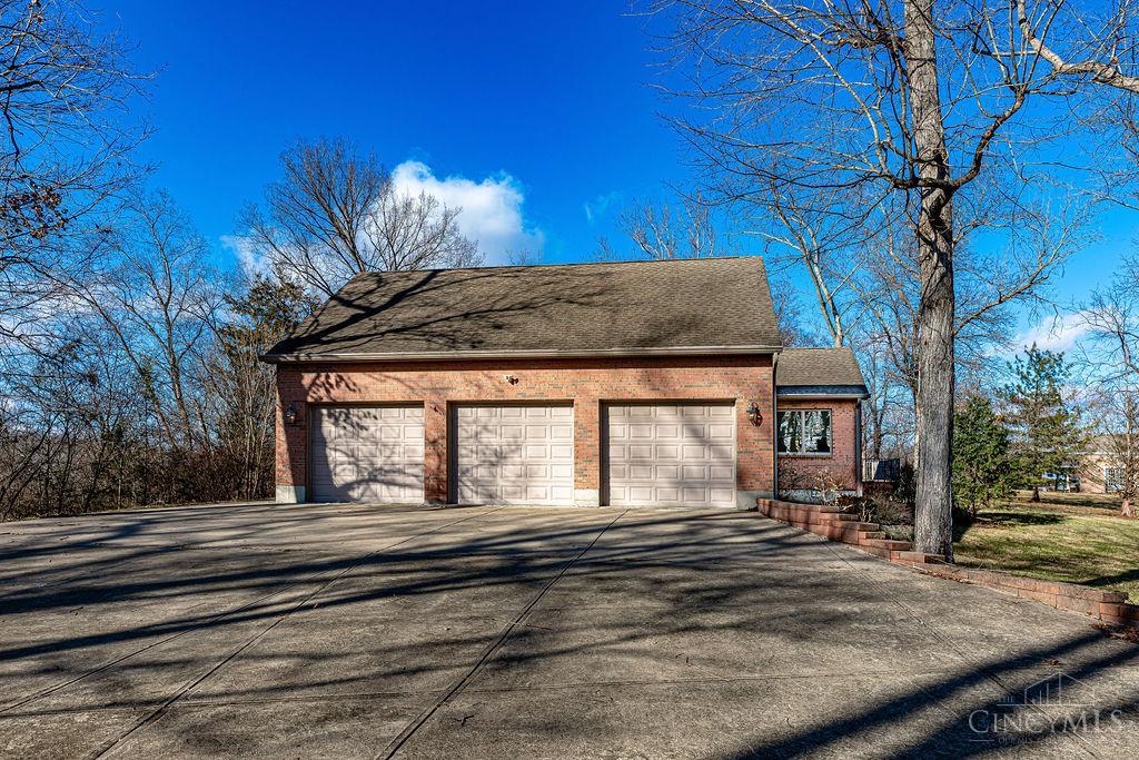 1850 South Weaver Road Okeana, OH 45053 - Photo 32 of 42