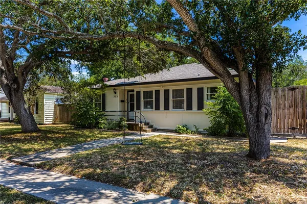 a house view with a outdoor space