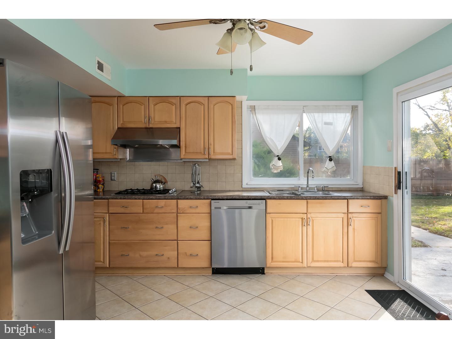 9 Concord Road Marlton, NJ 08053 - Photo 8 of 25 Kitchen