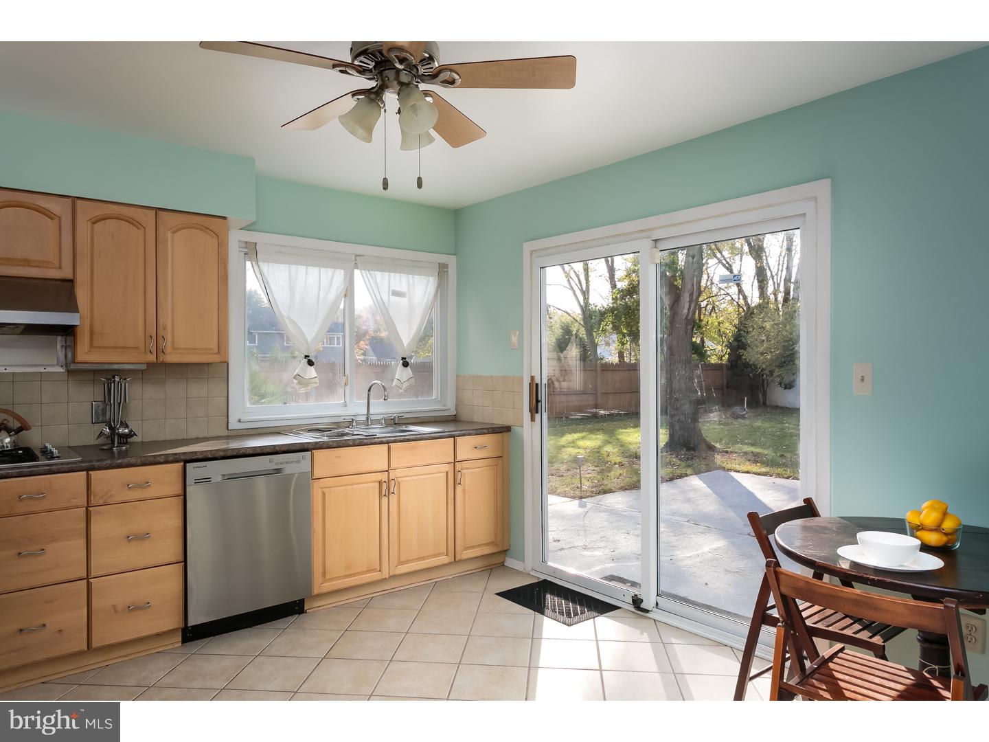 9 Concord Road Marlton, NJ 08053 - Photo 9 of 25 Kitchen