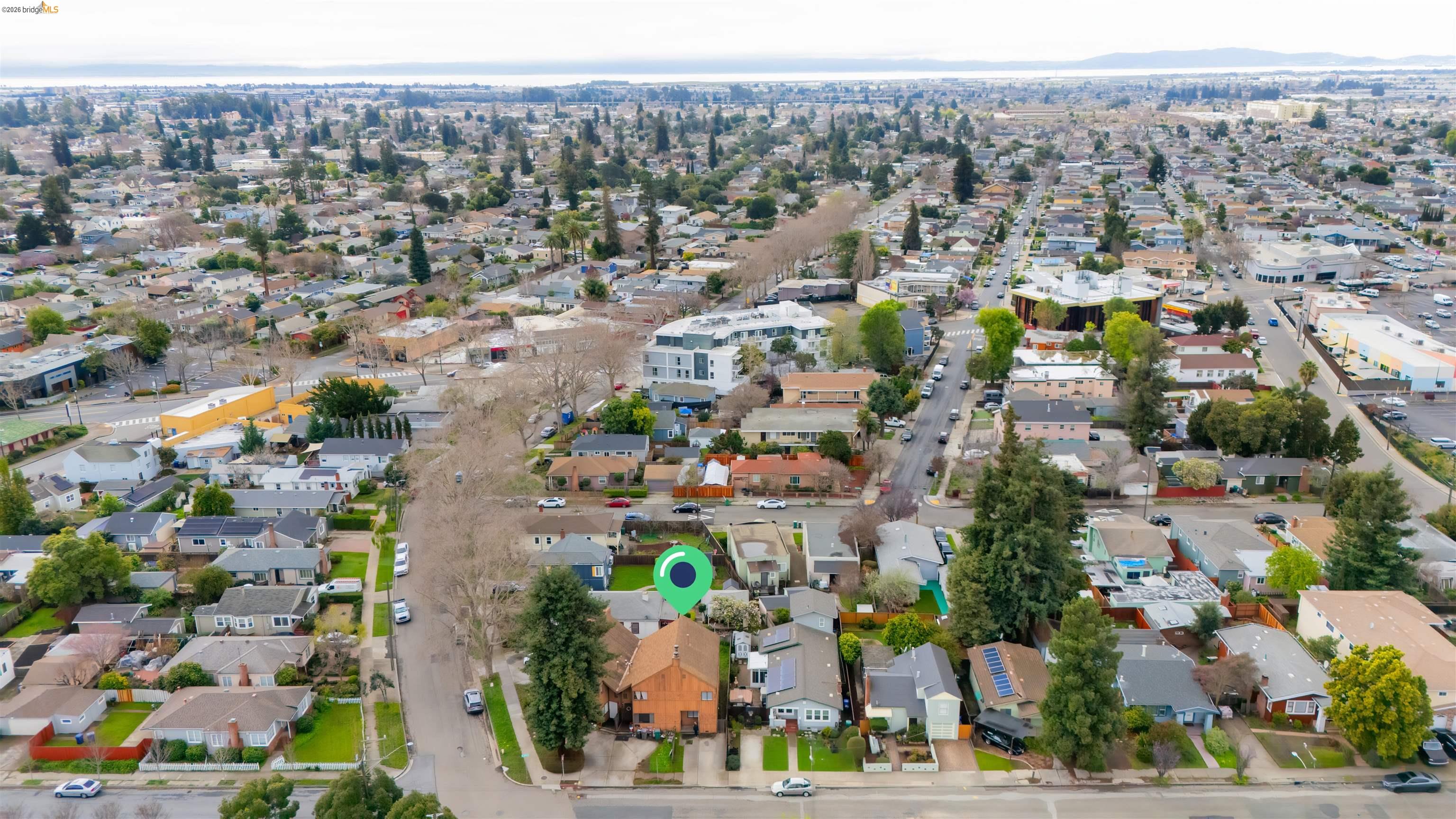 10933 Julius Street, Unit D Oakland, CA 94605 - Photo 26 of 28 an aerial view of a city