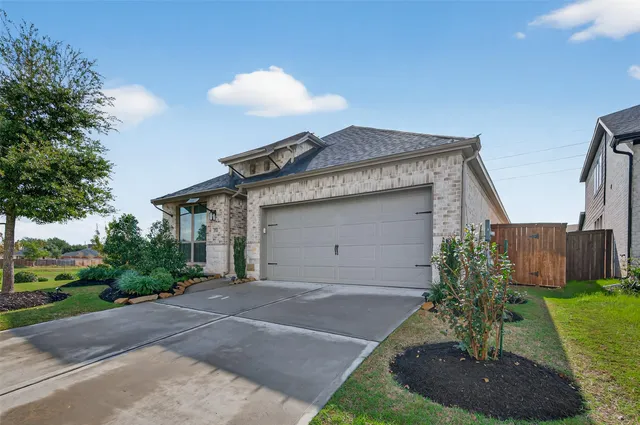 $2,848 | 2703 Tanager Trace, Katy, TX 77493