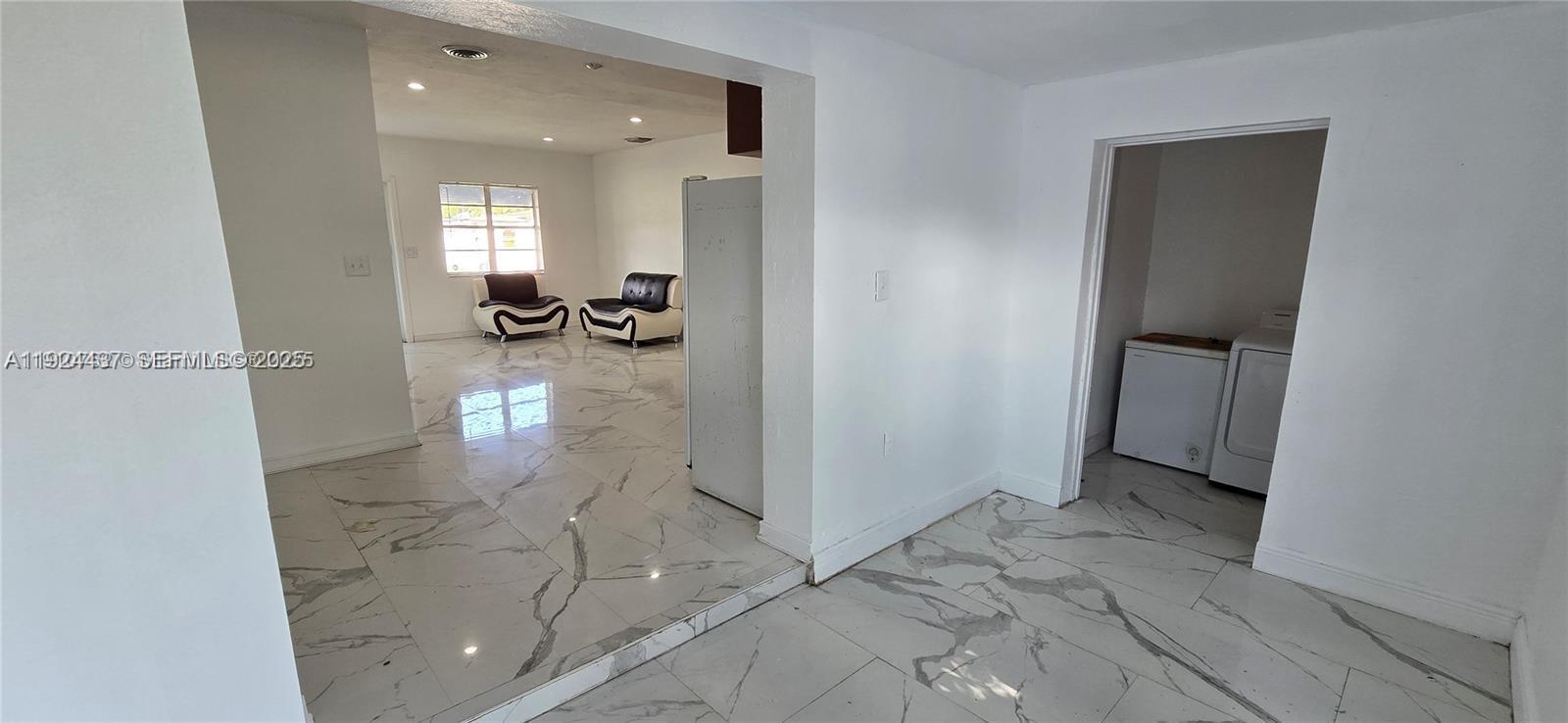 12140 Southwest 218th Street Miami, FL 33170 - Photo 10 of 11