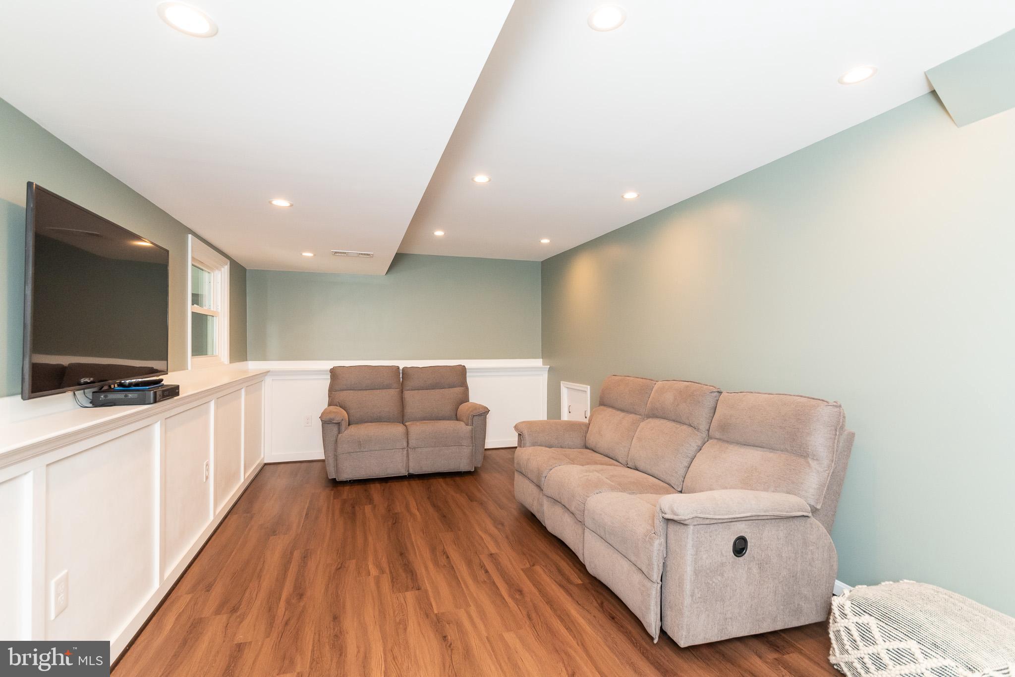 9617 Dundawan Road Baltimore, MD 21236 - Photo 42 of 54 Family Room