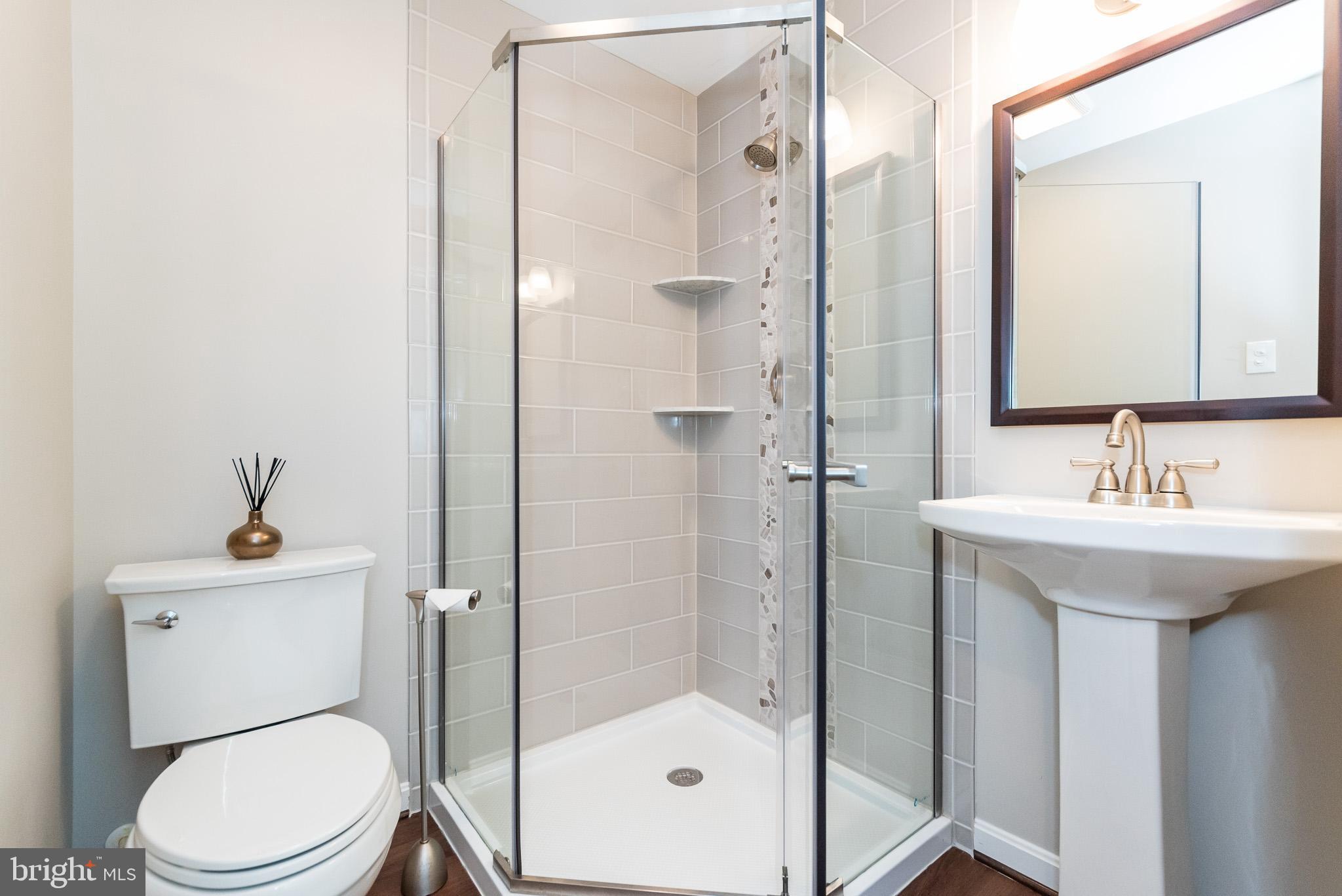 9617 Dundawan Road Baltimore, MD 21236 - Photo 45 of 54 Lower Bath