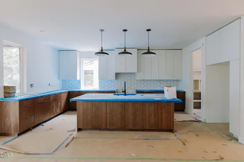 $1,395,000 | 1806 Oberlin Road, Unit 102, Raleigh, NC 27608
