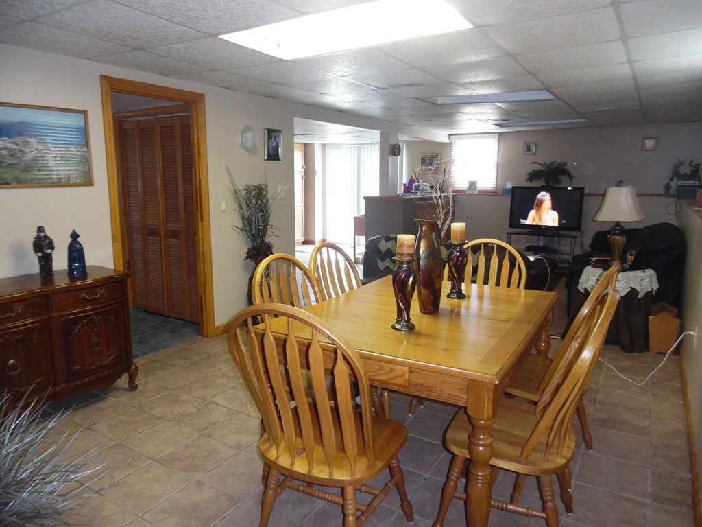 87 Butler Street Fall River, MA 02724 - Photo 12 of 15 Gallery Image 12