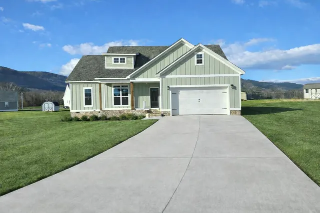 $405,000 | 45 Golden Street, Dunlap, TN 37327