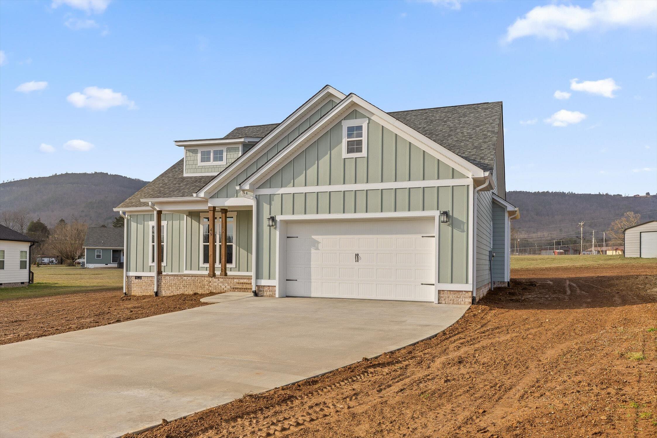 45 Golden Street Dunlap, TN 37327 - Photo 3 of 47 45 Golden Street