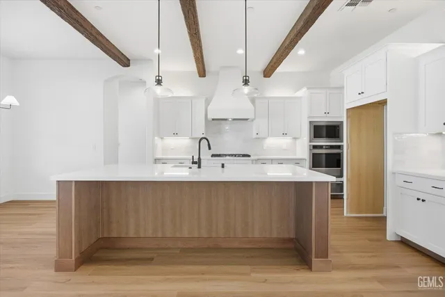 $809,950 | Undisclosed Address, Bakersfield, CA 93314