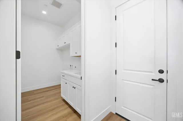 $809,950 | Undisclosed Address, Bakersfield, CA 93314