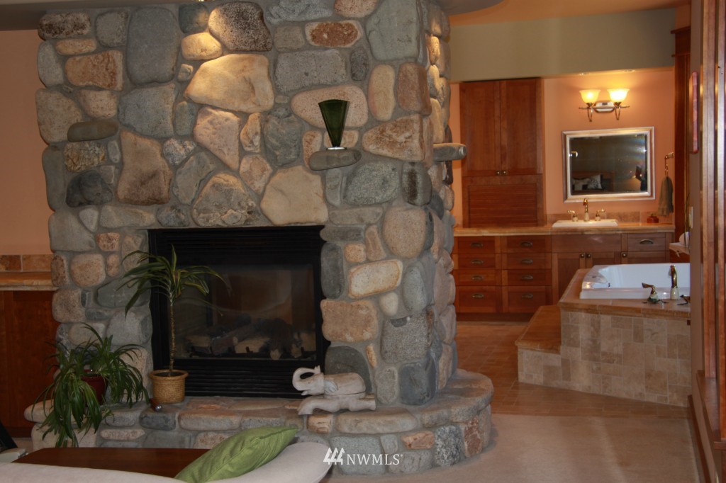 35 Methow Ranch Road Winthrop, WA 98862 - Photo 15 of 25 Gallery Image 15