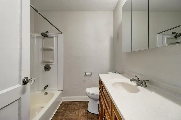 $1,995 | 722 Ralston Avenue, Corpus Christi, TX 78404