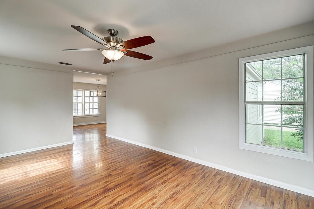 722 Ralston Avenue Corpus Christi, TX 78404 - Photo 4 of 40