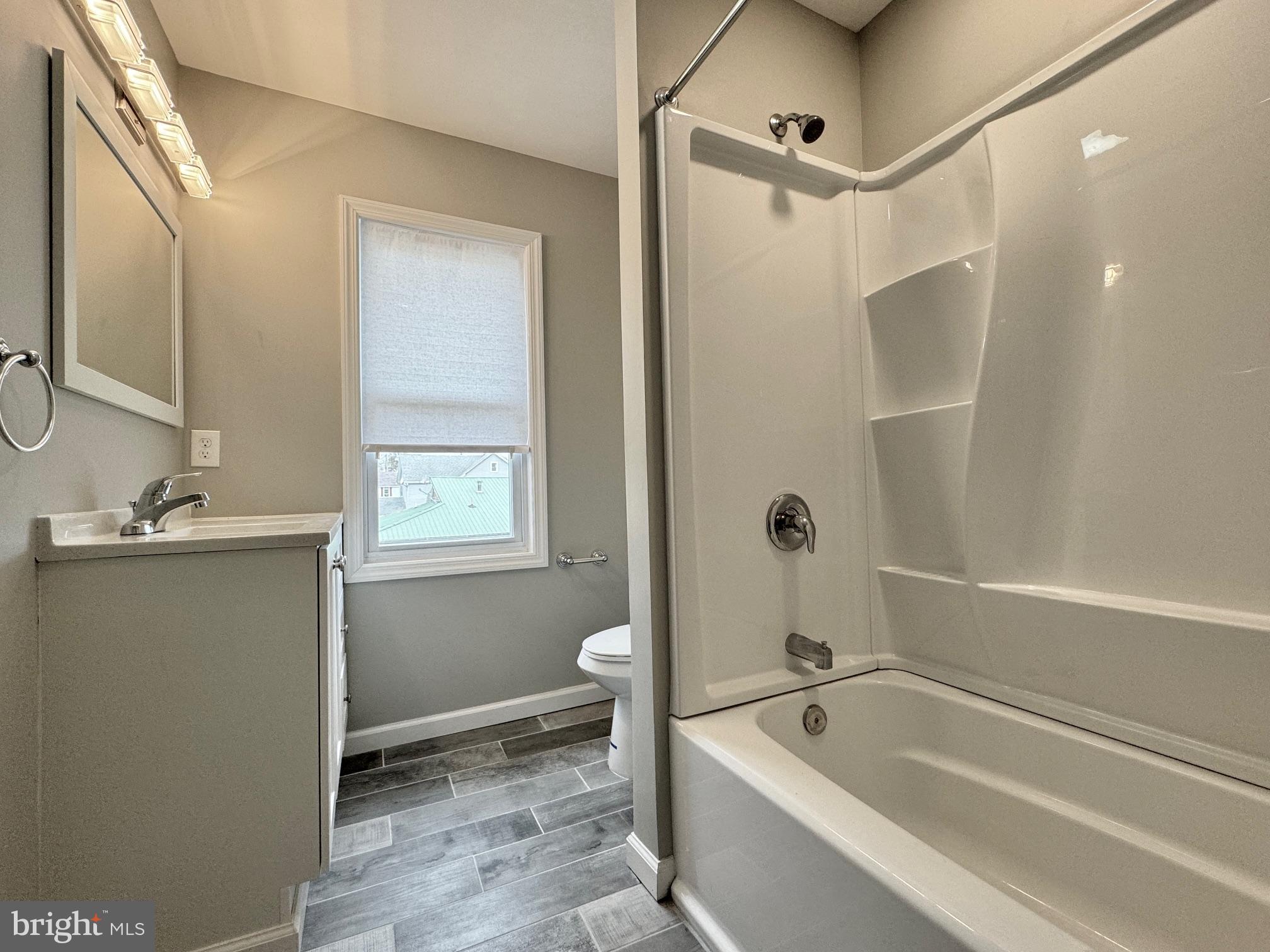 48 Tuckahoe Road Dorothy, NJ 08317 - Photo 39 of 54 Upstairs Full Bathroom