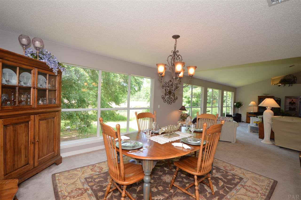 5606 Ruth Court Milton, FL 32583 - Photo 18 of 50 Gallery Image 18