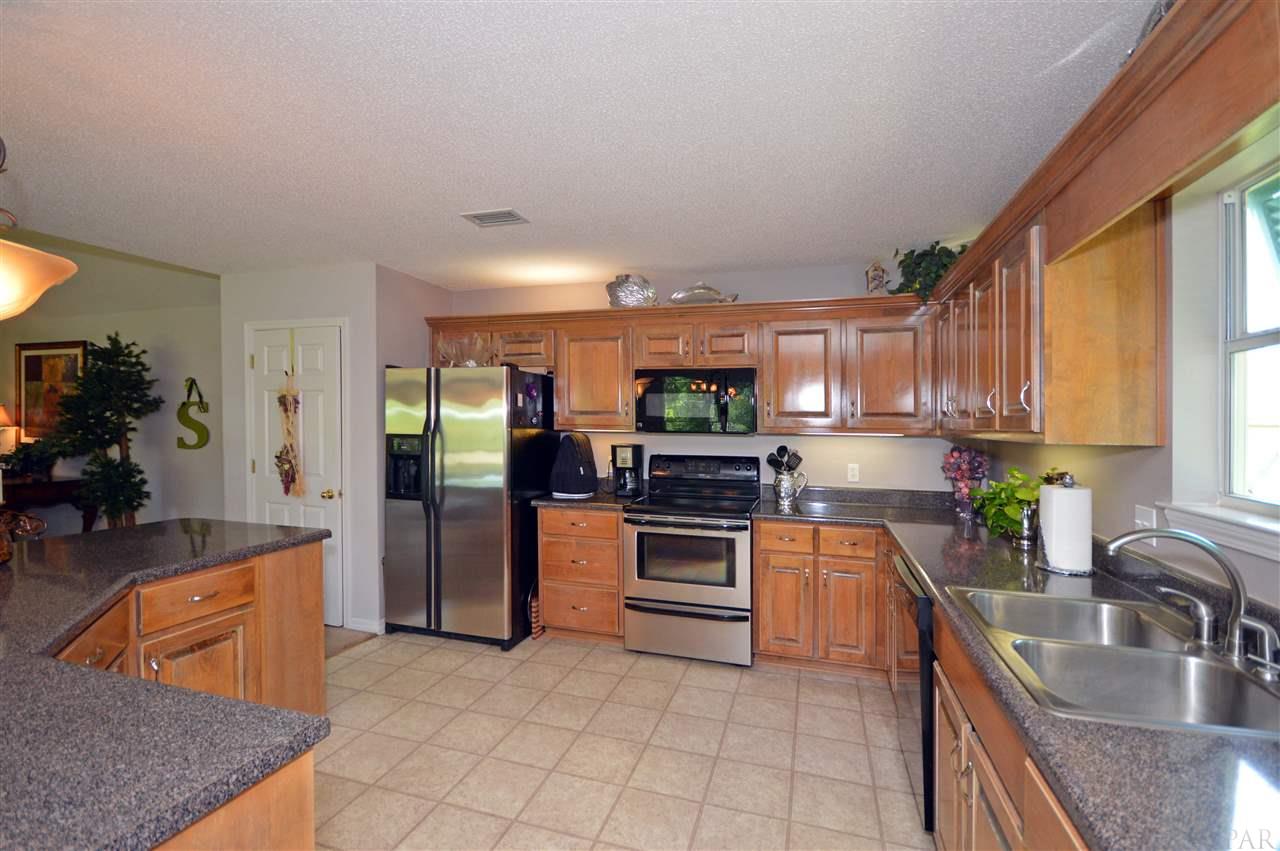 5606 Ruth Court Milton, FL 32583 - Photo 36 of 50 Gallery Image 36