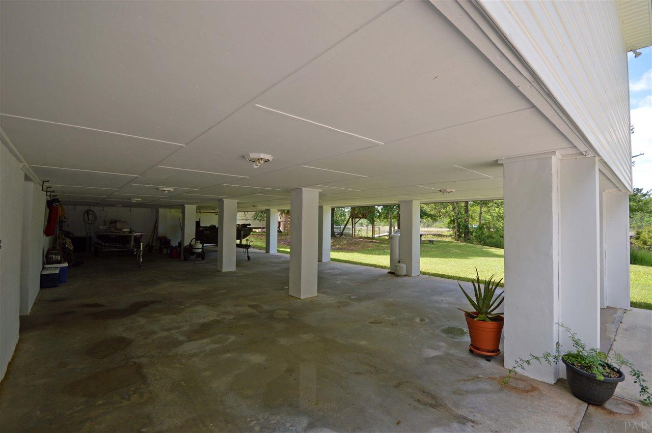 5606 Ruth Court Milton, FL 32583 - Photo 8 of 50 Gallery Image 8