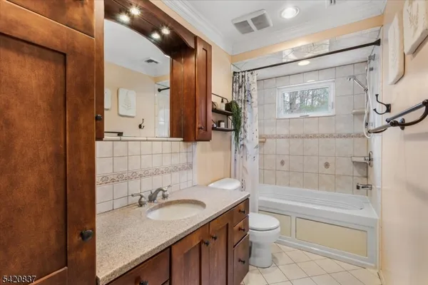 $539,000 | 20 Lake View Drive, Andover, NJ 07821
