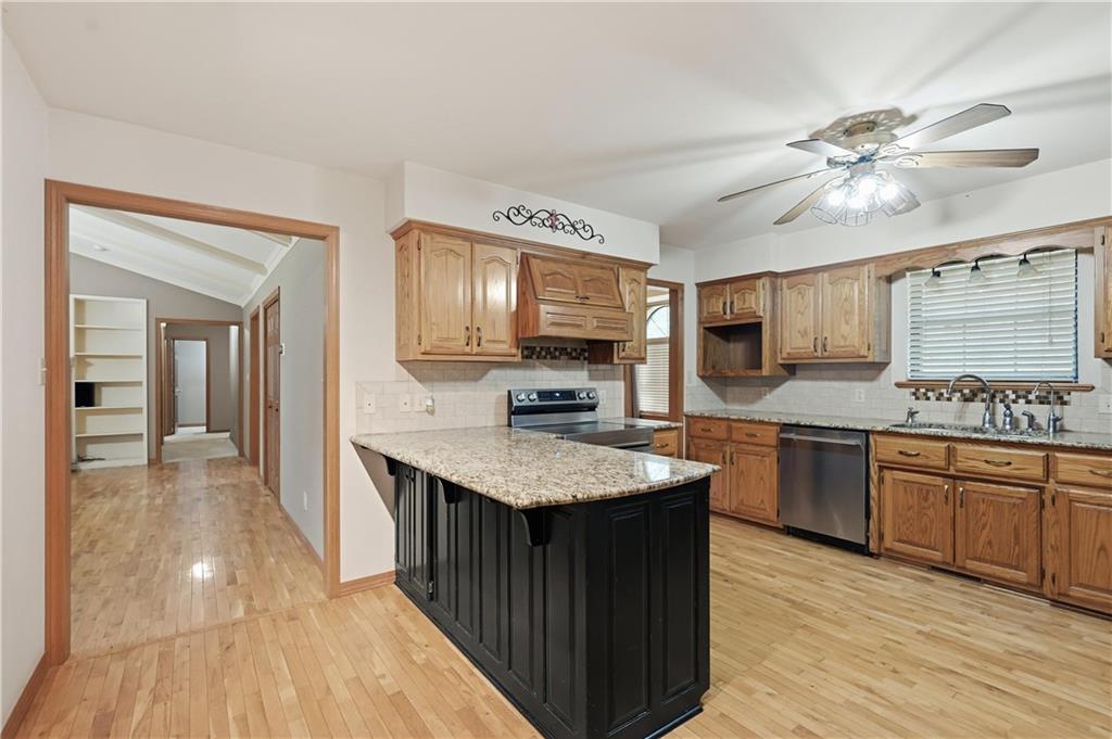 136 Westfield Road Pittsburg, KS 66762 - Photo 15 of 54 Gallery Image 15