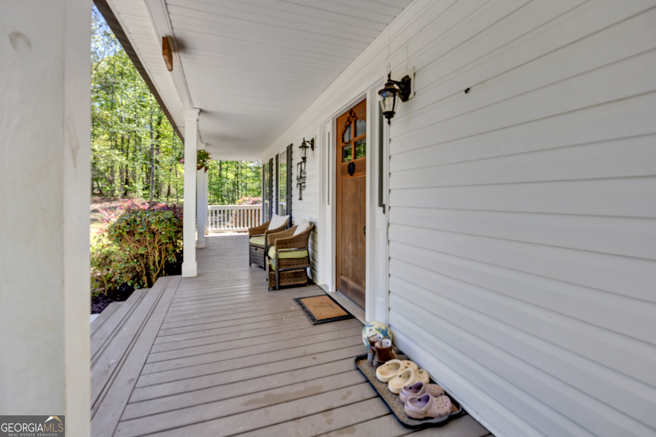 115 Crestview Lane Newborn, GA 30056 - Photo 49 of 53 a room with wooden floor and furniture