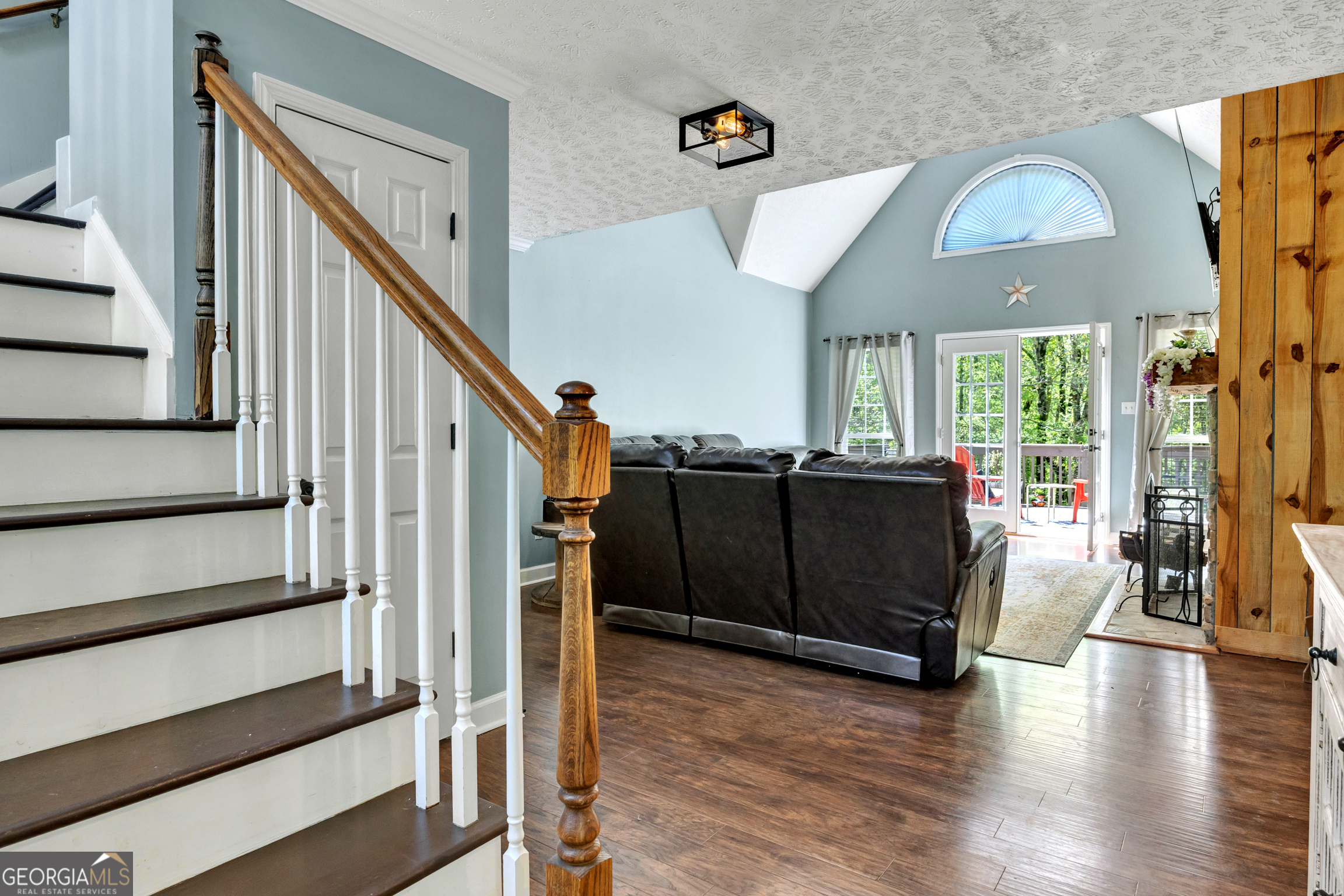 115 Crestview Lane Newborn, GA 30056 - Photo 8 of 53 a view of a livingroom with furniture and hardwood floor
