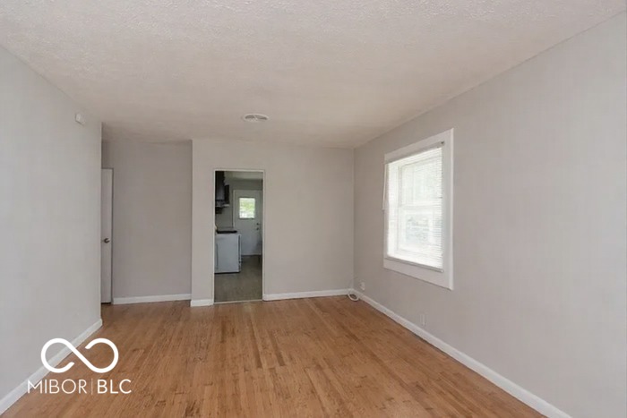 3521 North Riley Avenue Indianapolis, IN 46218 - Photo 2 of 5